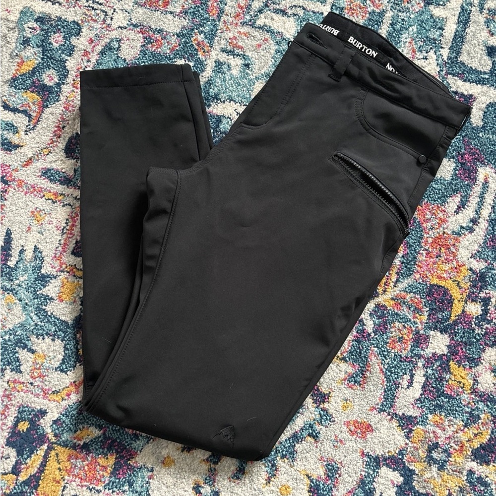 NWOT slim fit Burton snow pants